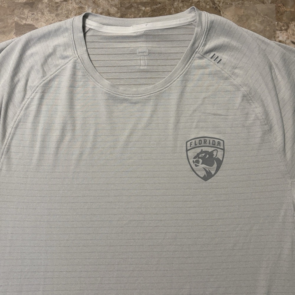 Lululemon Shirt Mens Large License To Train Grey Florida Panthers Short Sleeve